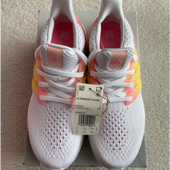 Adidas Ultraboost 5.0 DNA sneakers - Picture 7 of 11